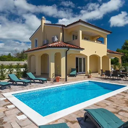 Florami Tatil Evi Pula