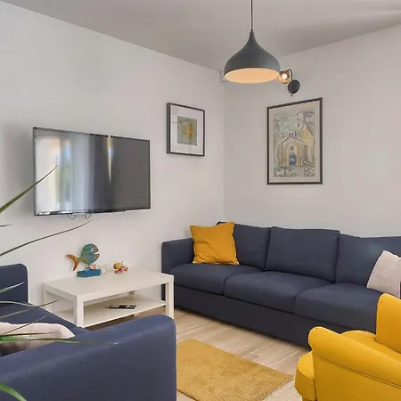 בית נופש Florami פולה