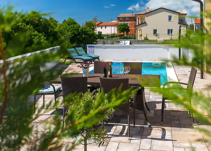 Florami Vakantiehuis Pula