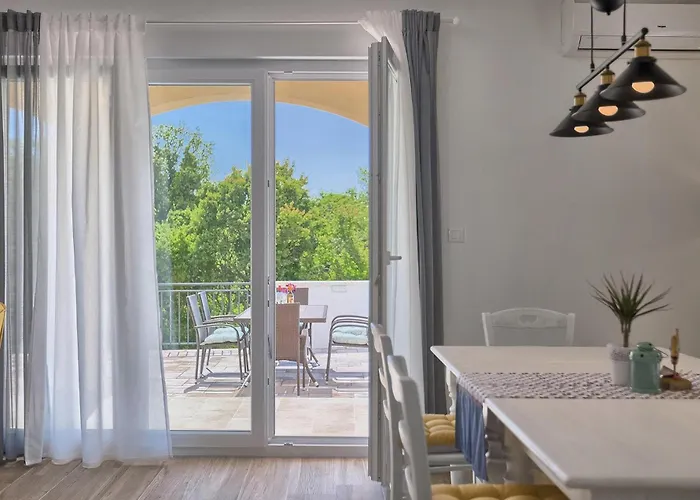 Florami Vakantiehuis Pula